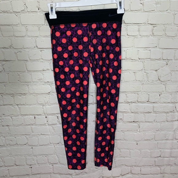 Nike Other - Nike polka dot drifit